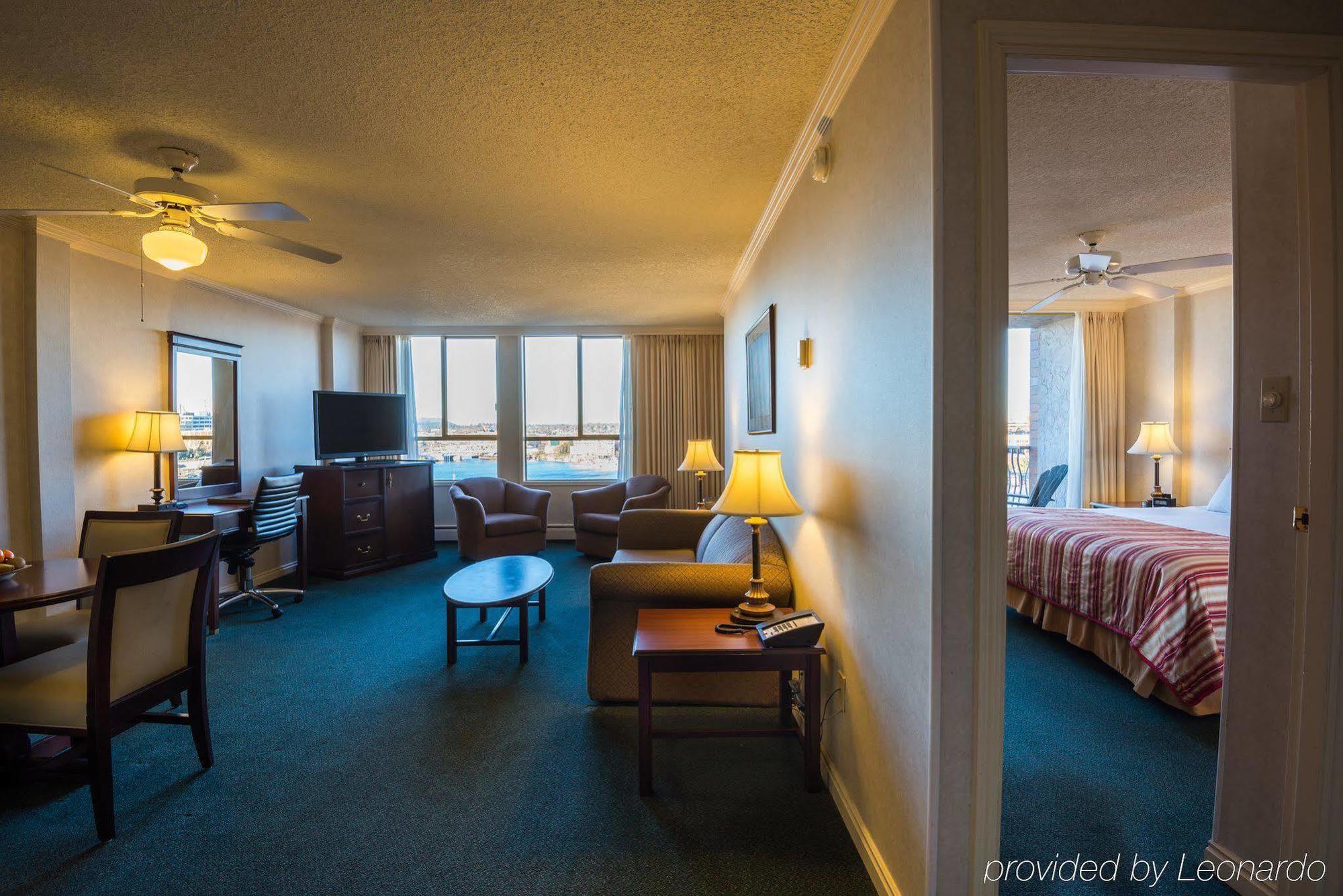 Harbour Towers Hotel & Suites Victoria Zewnętrze zdjęcie